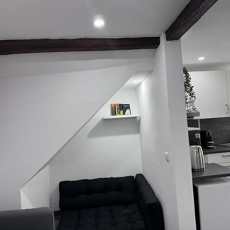 Ferienwohnung Direkt An Der Mosel Im Zentrum Von Zell Exterior foto